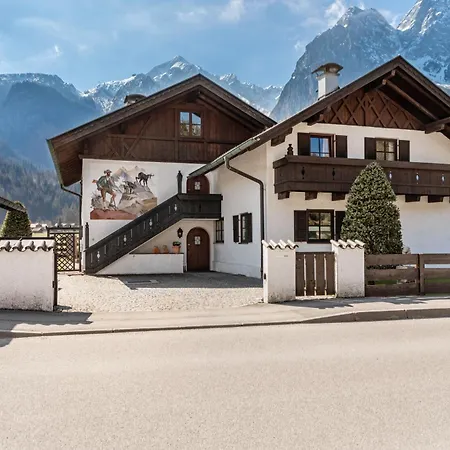 Fruehholz - Alpspitz Daire Grainau